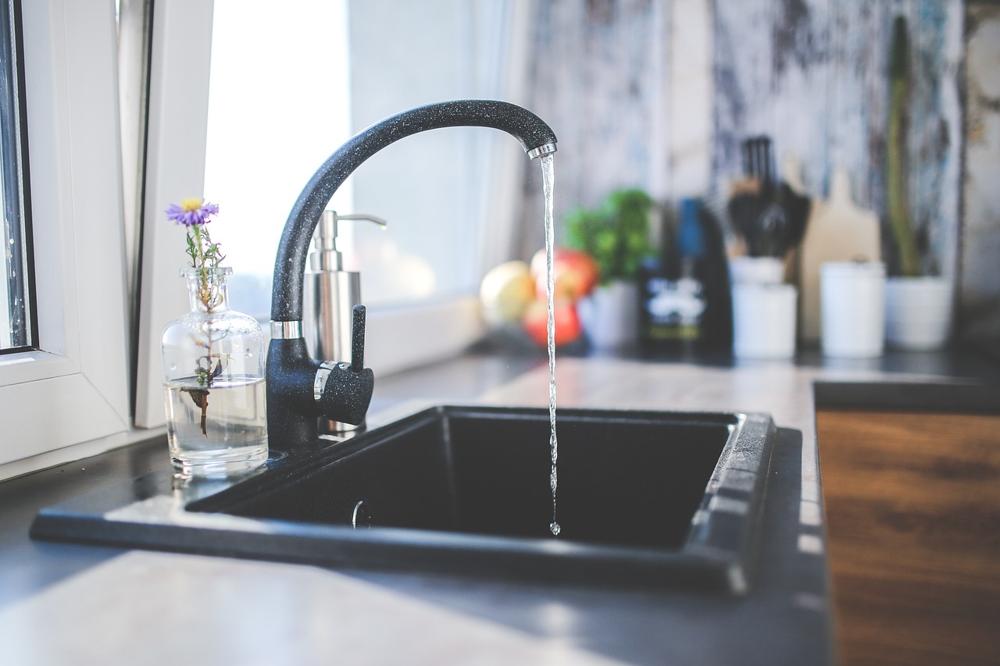 kitchen sinks